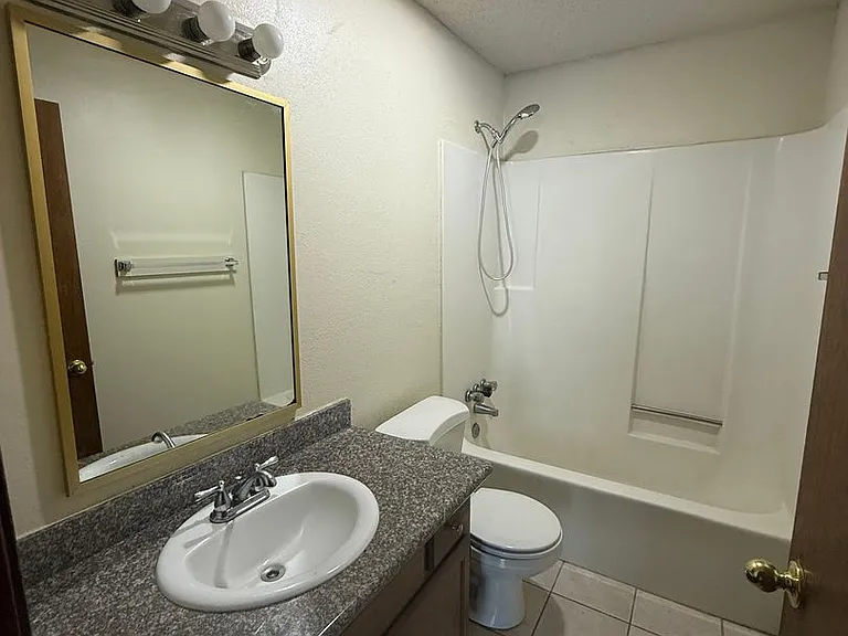 8231 Bayou Fountain Ave — Photo 8