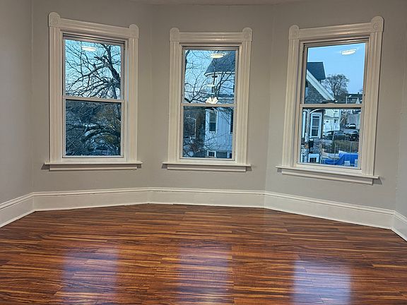 3rd image of 2 Orne St #2