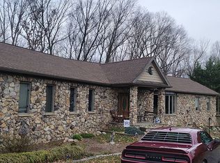 438 Devils Backbone Olo* Overlook, Stephenson, VA 22656
