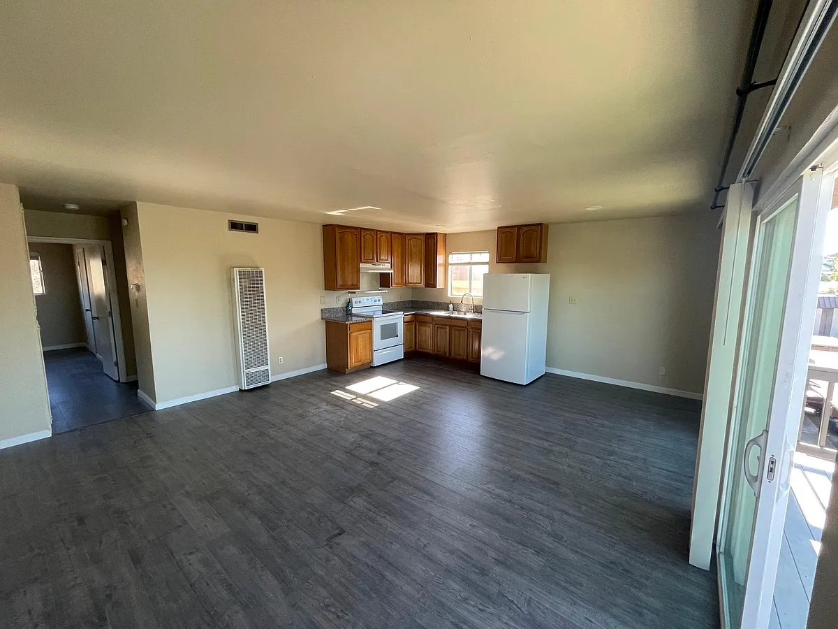 Living Area - 120 Kathy Ellen Dr #4