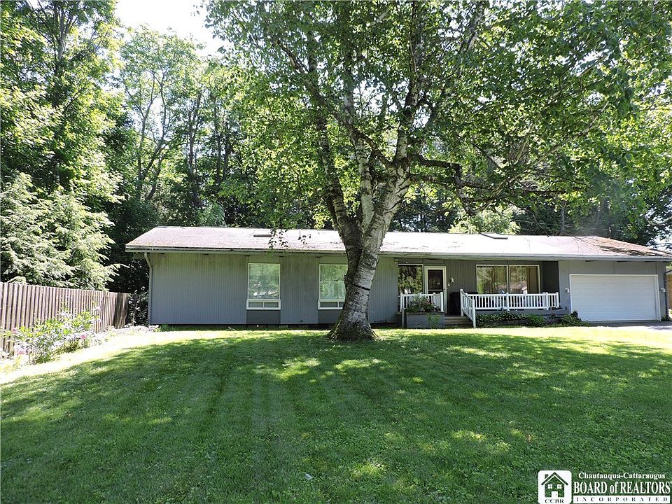 1st image of 5 Mari Ln