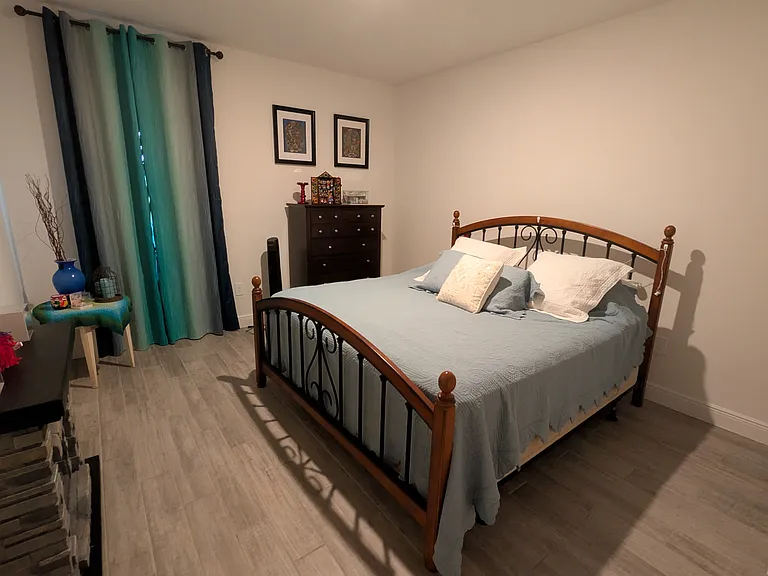 1217 SW Bargello Ave — Photo 3