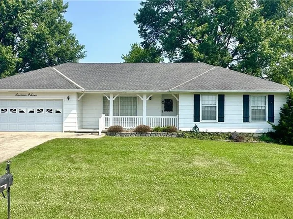 1707 Saint Joseph St, Trenton, MO 64683