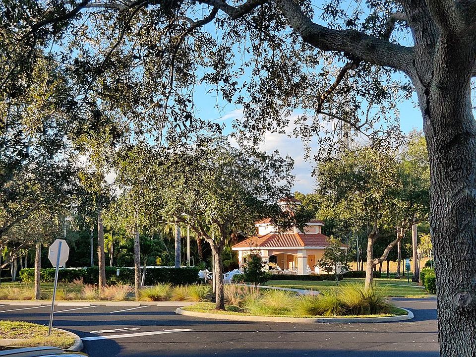 Gazebo,Bocce balland Spa area