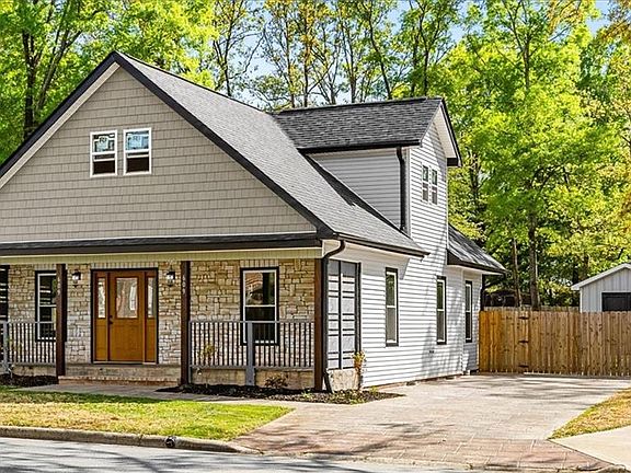 2nd image of 609 Unity St