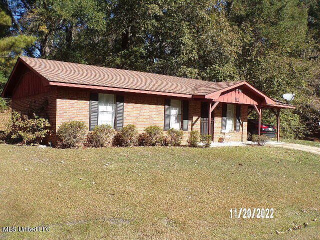 1st image of 4705 Benard Dr