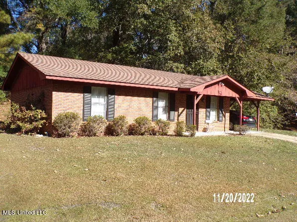 4705 Benard Dr, Vicksburg, MS 39180