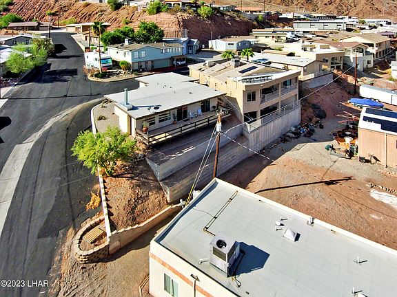 2nd image of 955 Linger Dr