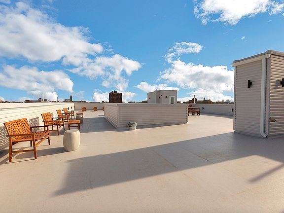 5th image of 1539 N 26th St #403