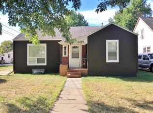 907 2nd Ave NW, Minot, ND 58703