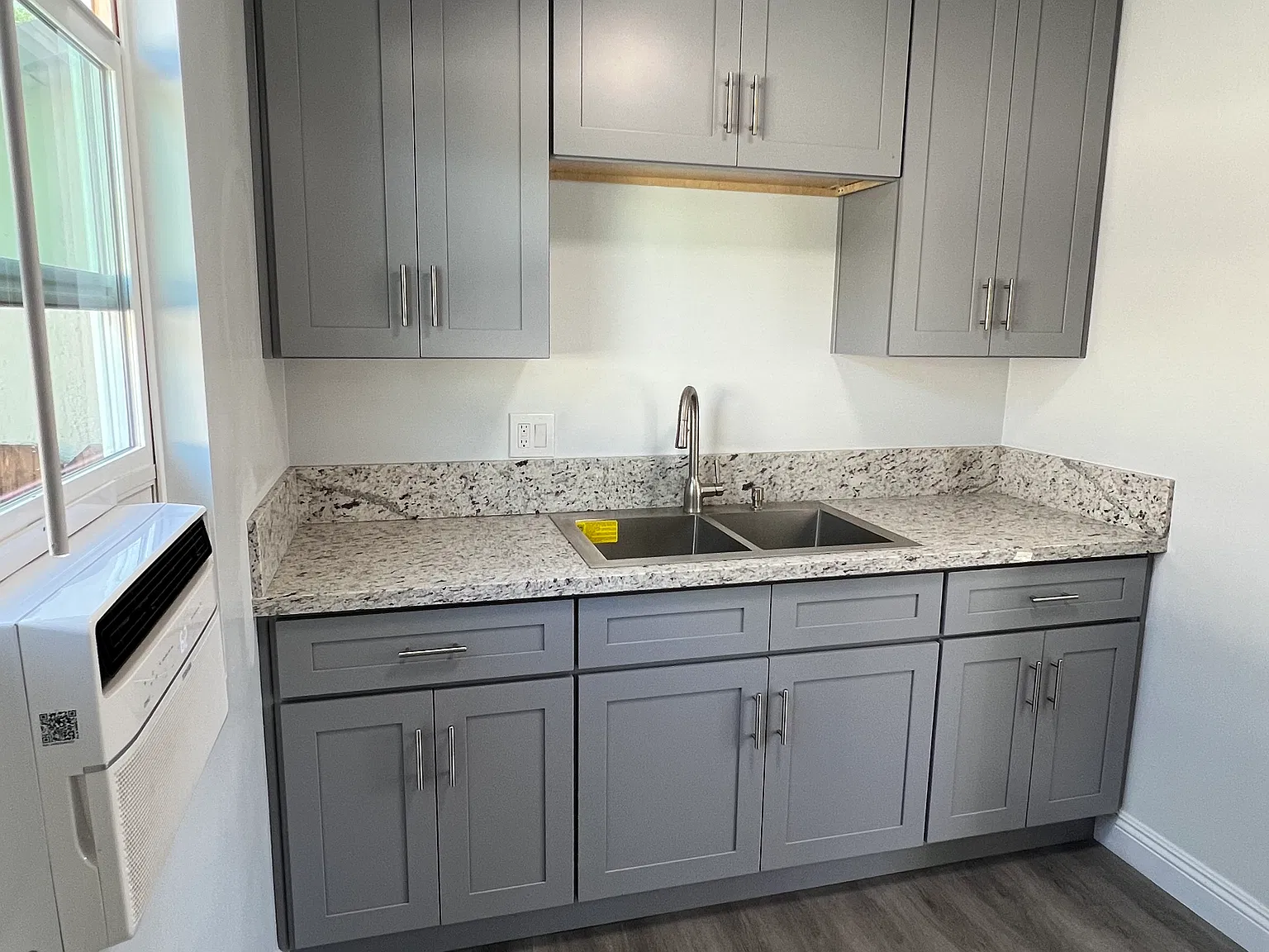 Studio, 375 sqft, $1,750 — Photo 4