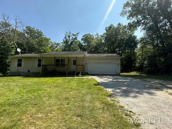11210 Nichols Rd, Holton, MI 49425