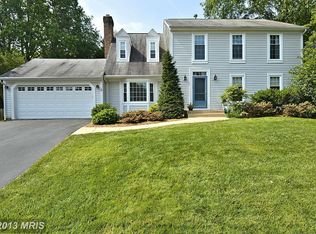 10213 Steamboat Landing Ln, Burke, VA 22015