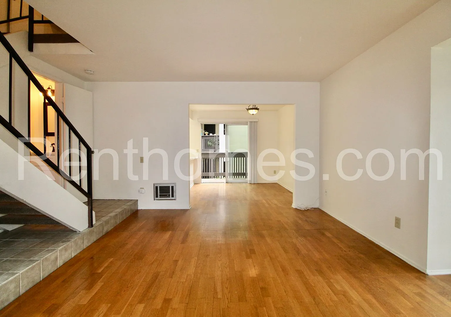 Mission Valley, 7958-E Mission Center Ct, Centrally Located, Community Pool and Spa! — Photo 3