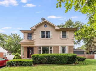 8537 Washington Ave, Brookfield, IL 60513