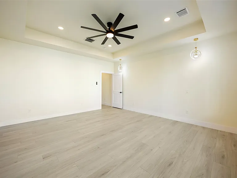 7125 England St — Photo 20