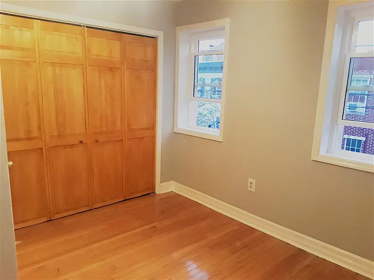 Bedroom #1, closet