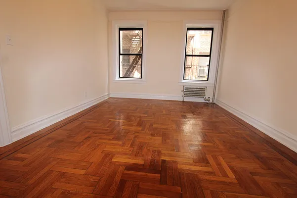 Rented by Contact Realty | media 2