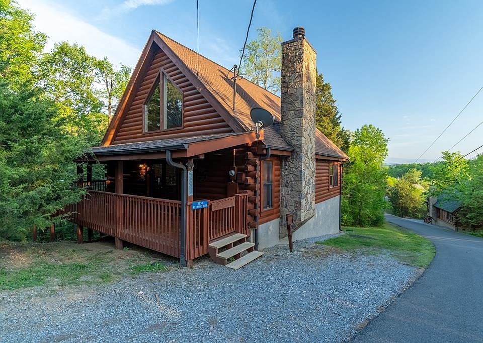 1st image of 2530 Fleming Way