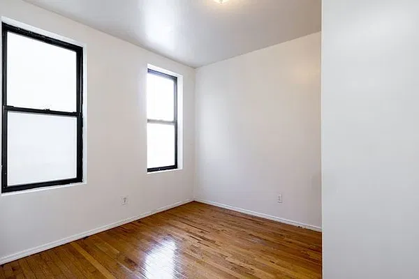 Rented by Compass | media 12