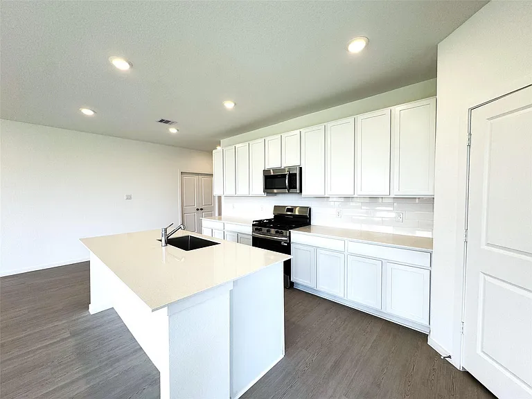 6815 Harvest Wheat Ln — Photo 18