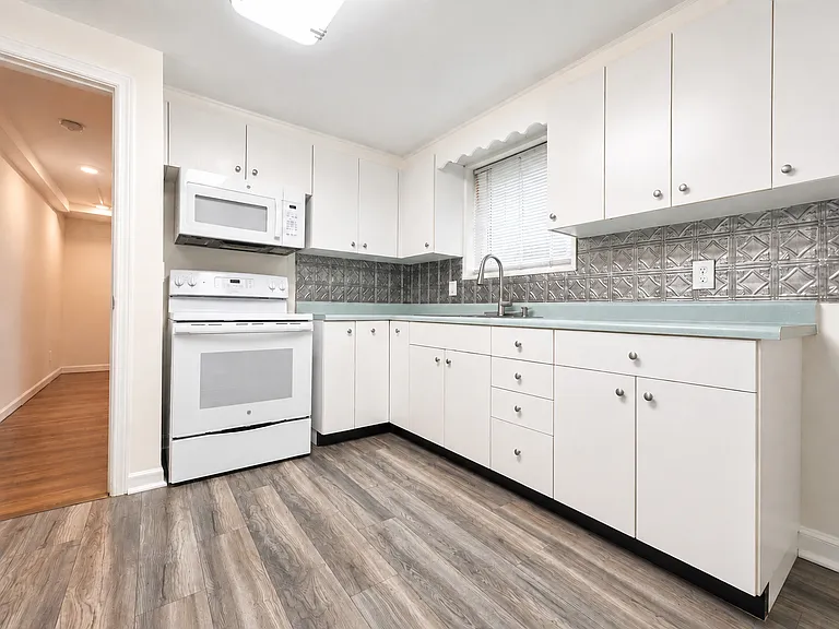 343 Tremont Ave #1 — Photo 5