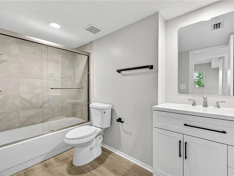 7400 College Pkwy #7C — Photo 19