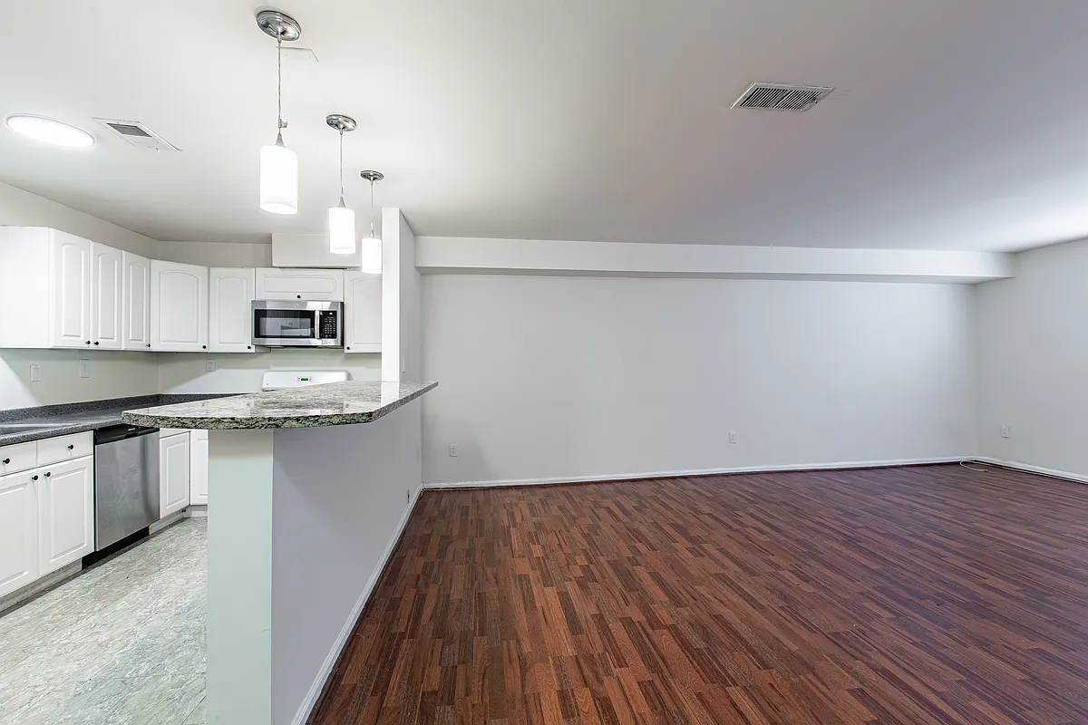 Building Photo - 430 N Patrick St #2