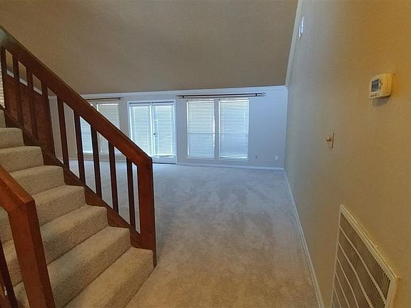 5th image of 15210 La Paloma Dr