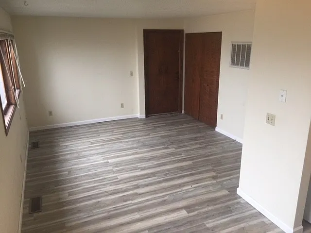 3415 Mahoney Dr — Photo 3