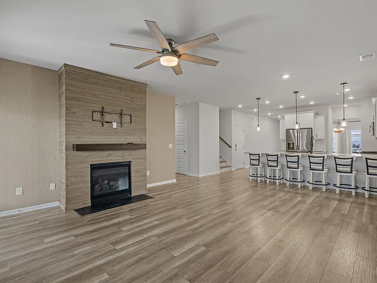 135 Empyrean Cir — Photo 16