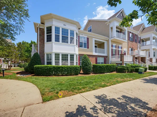 9211 Calabria Dr Unit 216, Raleigh, NC 27617