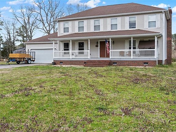 4th image of 401 Sir Leslie Ct