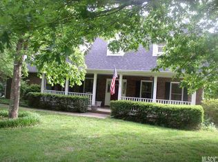 6577 Willowbottom Rd, Hickory, NC 28602