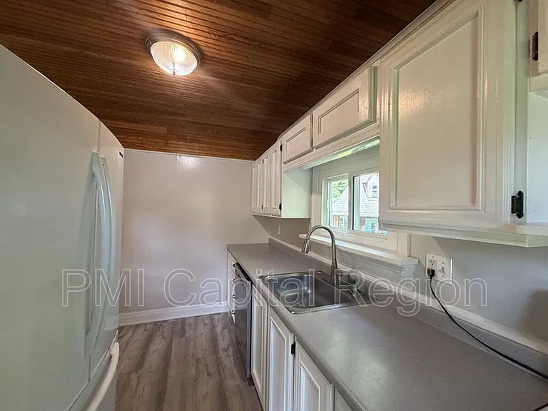 11303 Dewey Rd — Photo 7