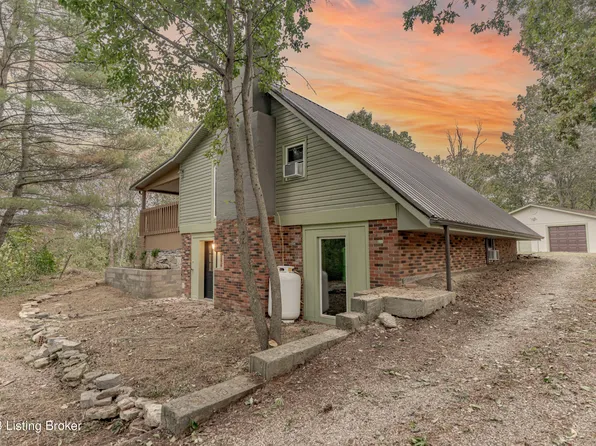 175 King Cemtery Rd, Irvine, KY 40336