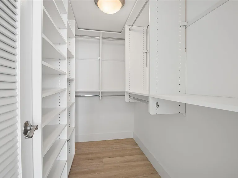 511 Bayshore Dr #206 — Photo 10