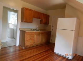 25 Peach Ave, Providence, RI 02906