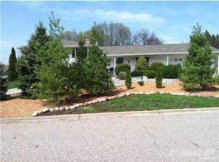 4232 Shady Hill Ln, Lansing, MI 48917