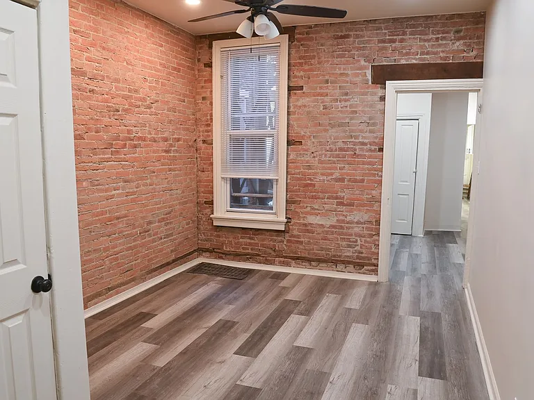 118 Cumberland St — Photo 11