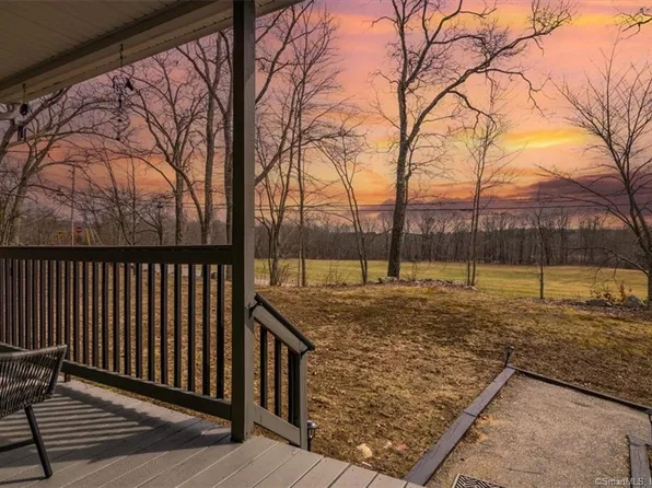 10 Davis Road, Chaplin, CT 06235