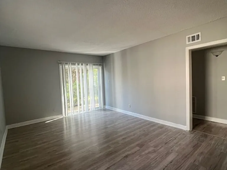 The Villas at Oakwood — Photo 2
