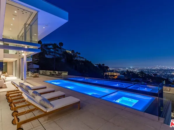 9150 Oriole Way, Los Angeles, CA 90069