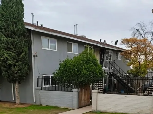 609 N College Ave APT 102, Fresno, CA 93728
