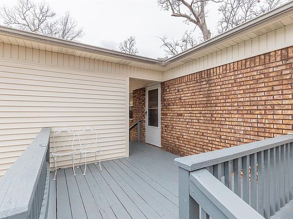 4th image of 2305 Channon Dr