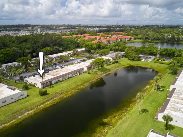 133 Lake Olive Drive, West Palm Beach, FL 33411