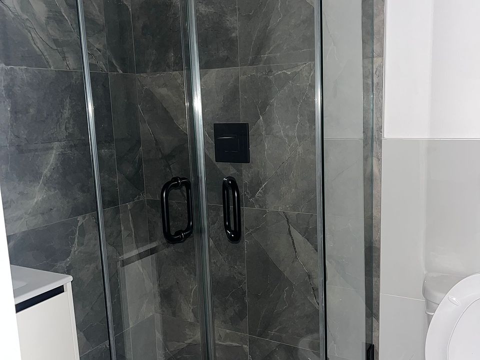 2nd image of 1214 Ogden Ave #2C