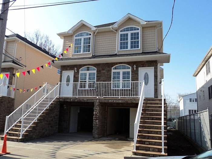 1st image of 412 Hamden Ave