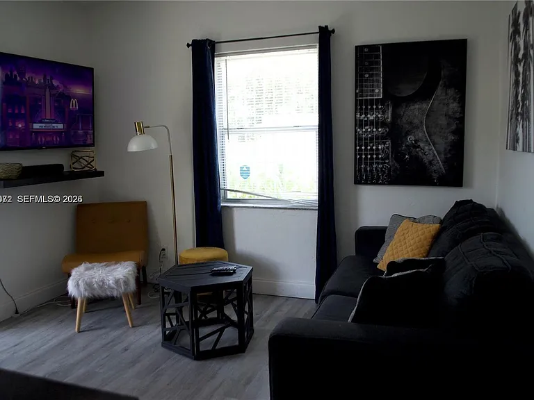 5530 N Miami Ave #2 — Photo 7