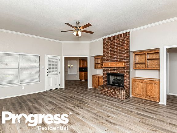 3rd image of 1124 Westgrove Dr